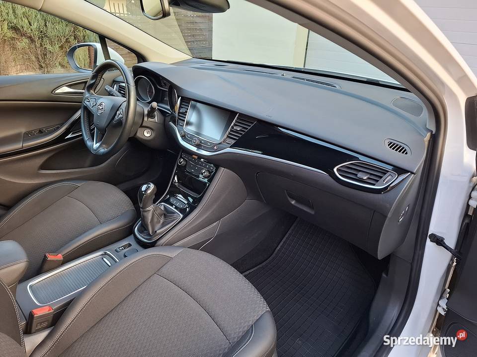 Opel Astra 2016 Skóra Morawica sprzedam