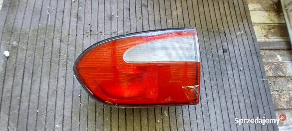 Hyundai H1 h1 lampa tył lewa prawa tylna na