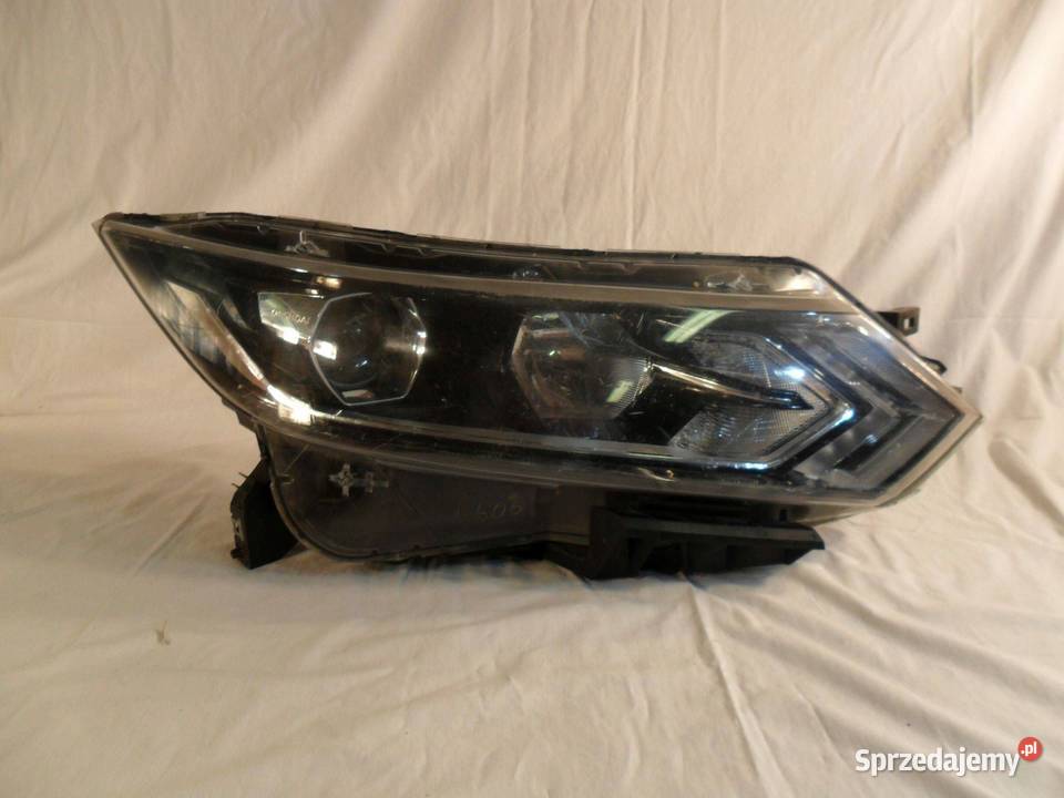 Reflektor Przód strona prawa Nissan Qashqai osobowe Lampy przednie Nowy Tomyśl sprzedam