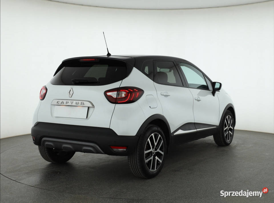 Renault Captur 13 TCe sprzedam
