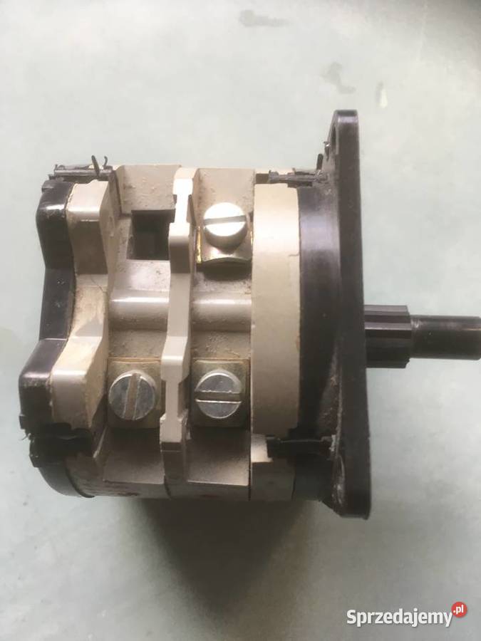 Sprzedam nieużywany łącznik krzywkowy 3 fazowy Kraków