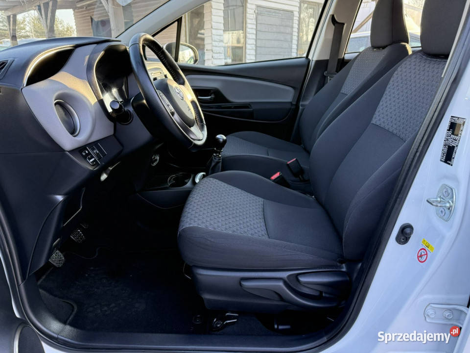 Toyota Yaris Toyota Yaris 2014 13 benzyna Salon sprzedam