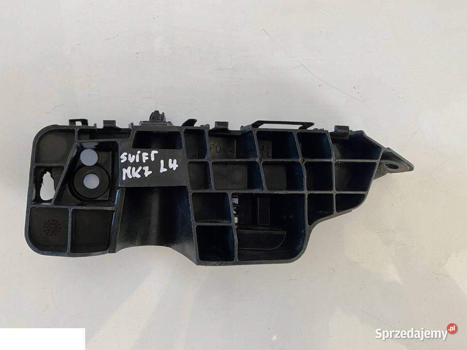 SUZUKI SWIFT MK7 ŚLIZG MOCOWANIE ZDERZAKA LH
