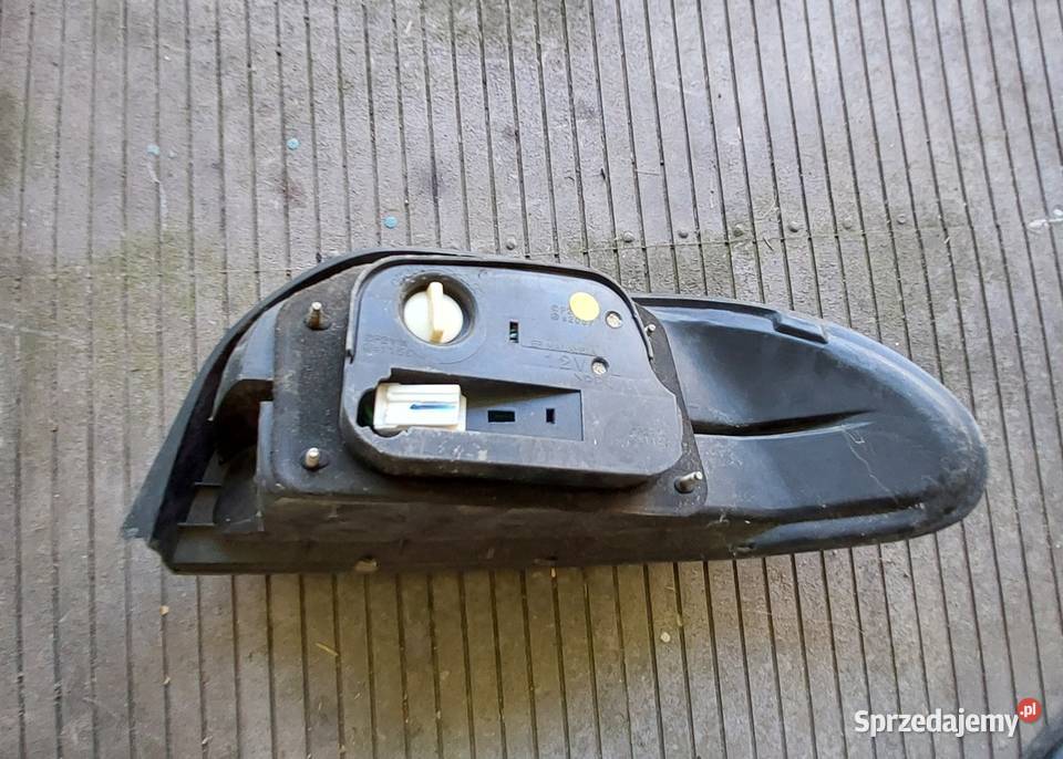 Mitsubishi proton 1995 lampa tył lewa tylna Byków