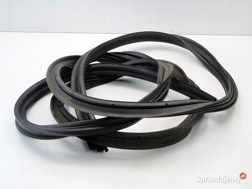 Uszczelka klapy pokrywy bagażnika Nissan Almera Sosnowiec sprzedam