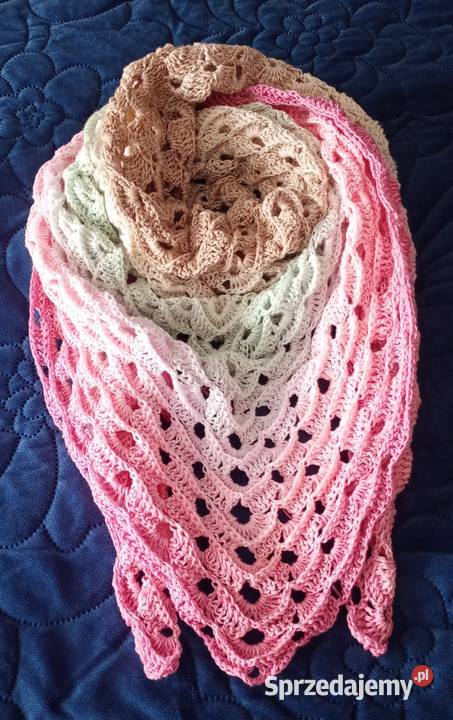 Chusta zrobiona na szydełku Kielce