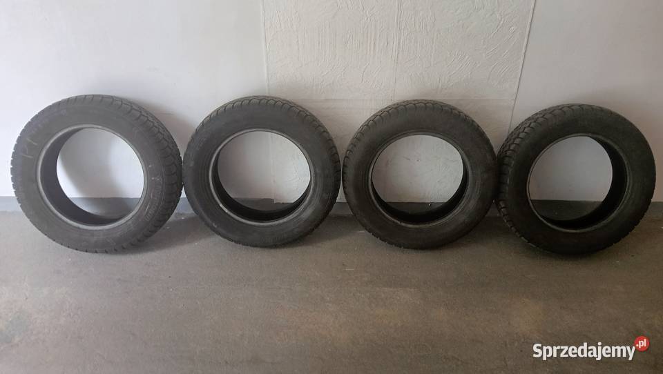 Opony zimowe Kormoran 1856515 4sztuki 400