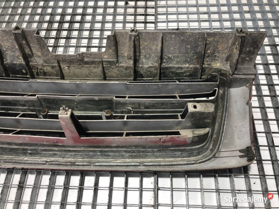 ATRAPA GRILL OPEL MONTEREY B 9899 Hatchback