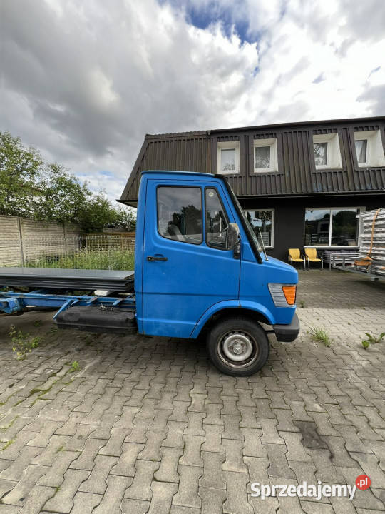 Mercedes 308 Autko Rok produkcji 1994 Mercedes-Benz Słupsk sprzedam