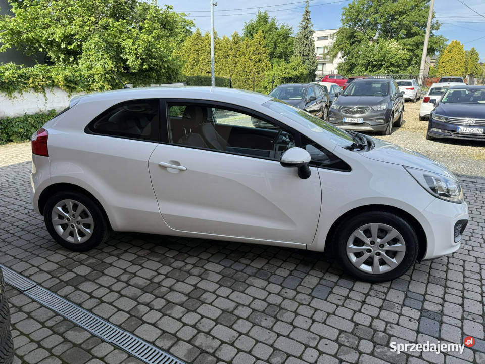 Kia Rio Rej 012014 12 85 Klimatyzacja Serwis 85KM Orzech sprzedam
