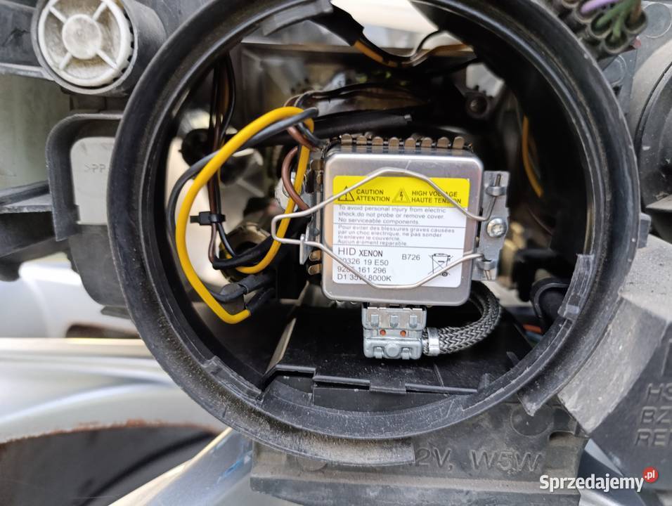 Sprzedam lampy Xenon przód Saab 95 wielkopolskie