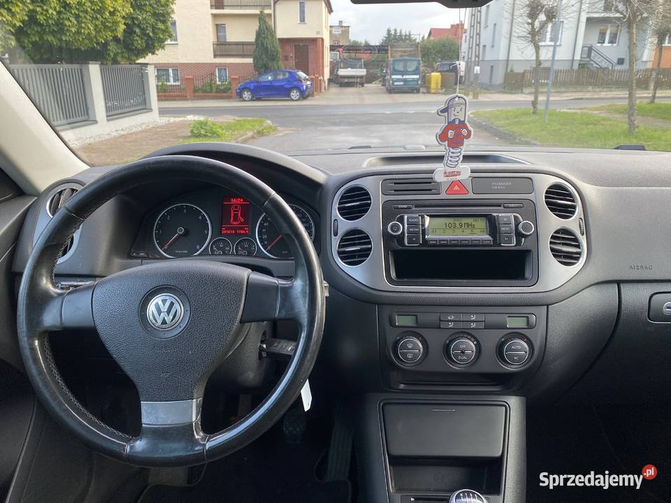 Volkswagen Tiguan 4MOTION 4x4 200 przebiegu nowy Tiguan