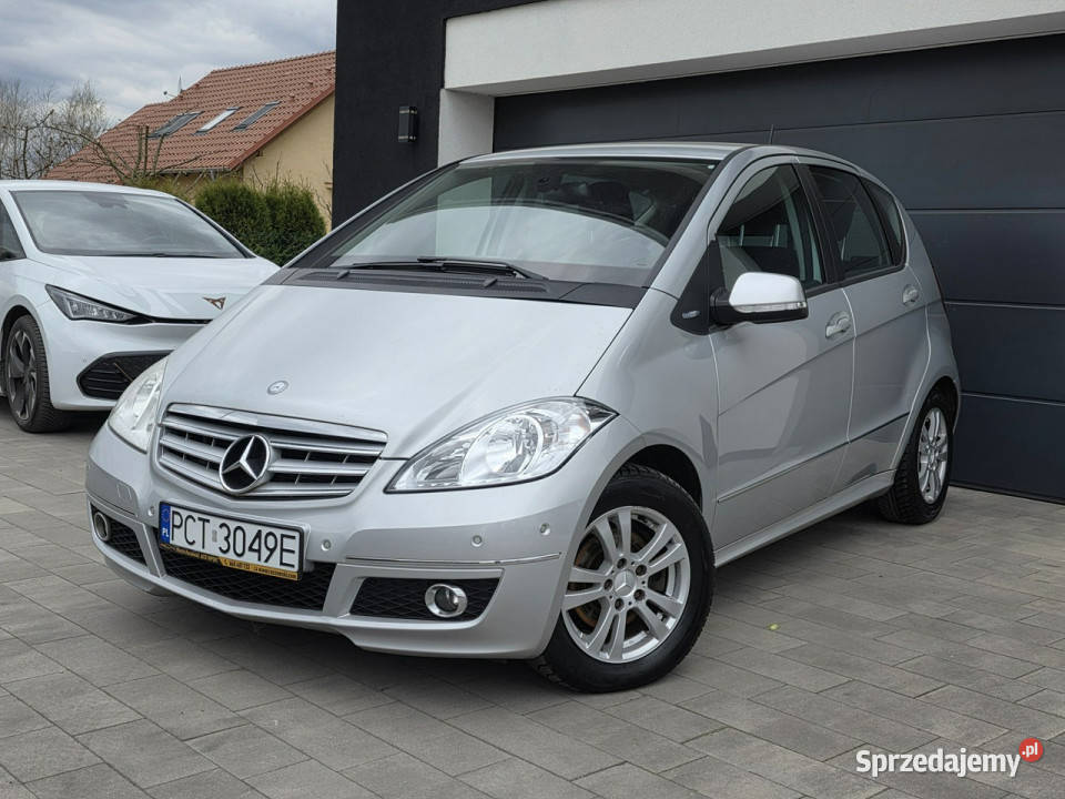 Mercedes A 180 PÓŁSKÓRY navi bezwypadkowy lakier metallic