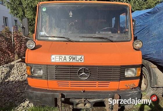 Mercedesbenz 510 sprzedaż syndyka Częstochowa