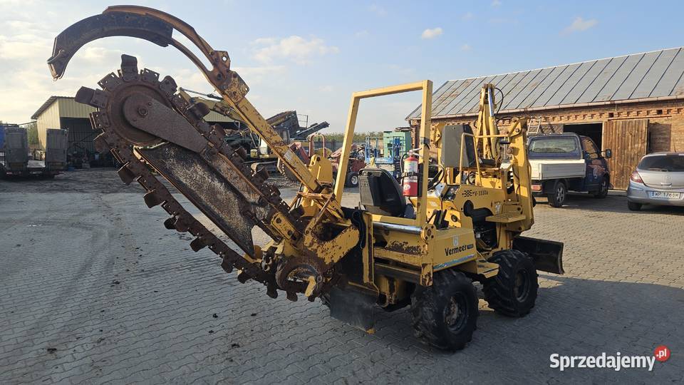 Koparka łańcuchowa Vermeer V3550 przesuw ramie