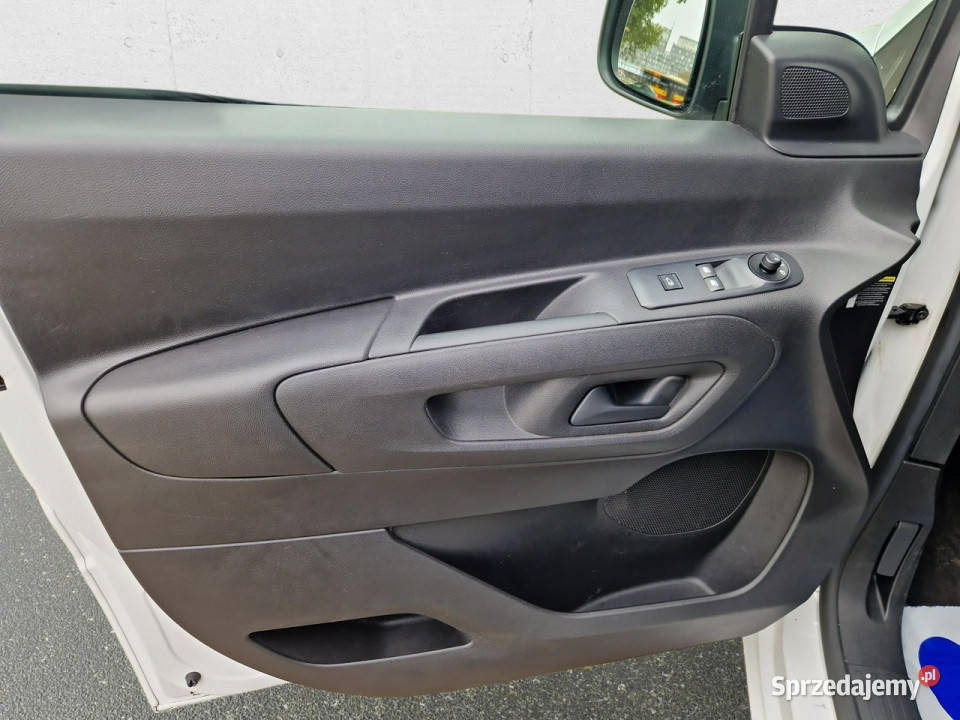 Toyota Proace City 15 D4D Standard 20t Active Toyota Warszawa sprzedam