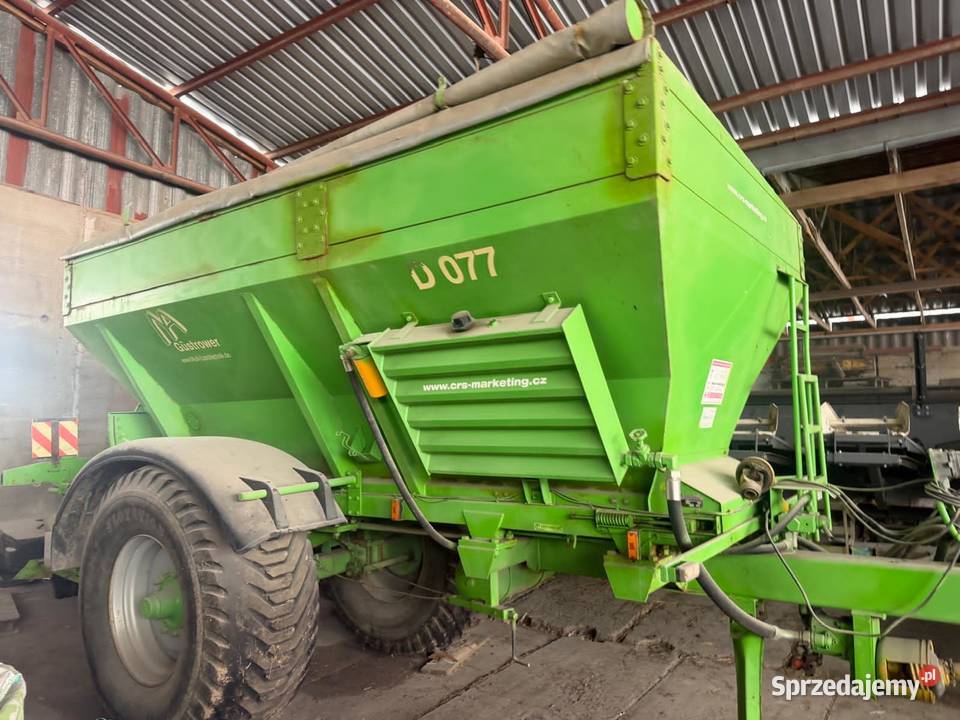 Rozrzutnik do wapna nawozu Gustrower DO77 Nowa Ruda