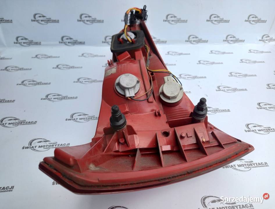 OPEL MERIVA B 10r lampa prawa tył 8R0945094 Lampy tylne Kielce