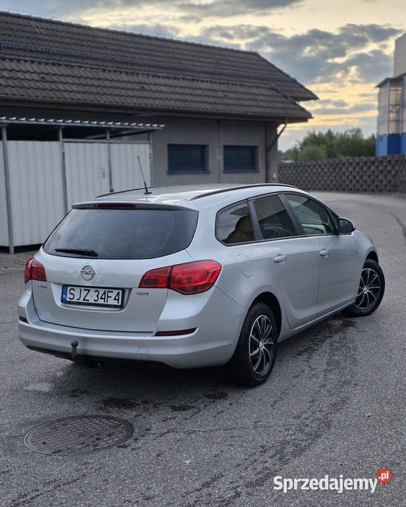 Opel Astra J 2011 śląskie Dąbrowa Górnicza