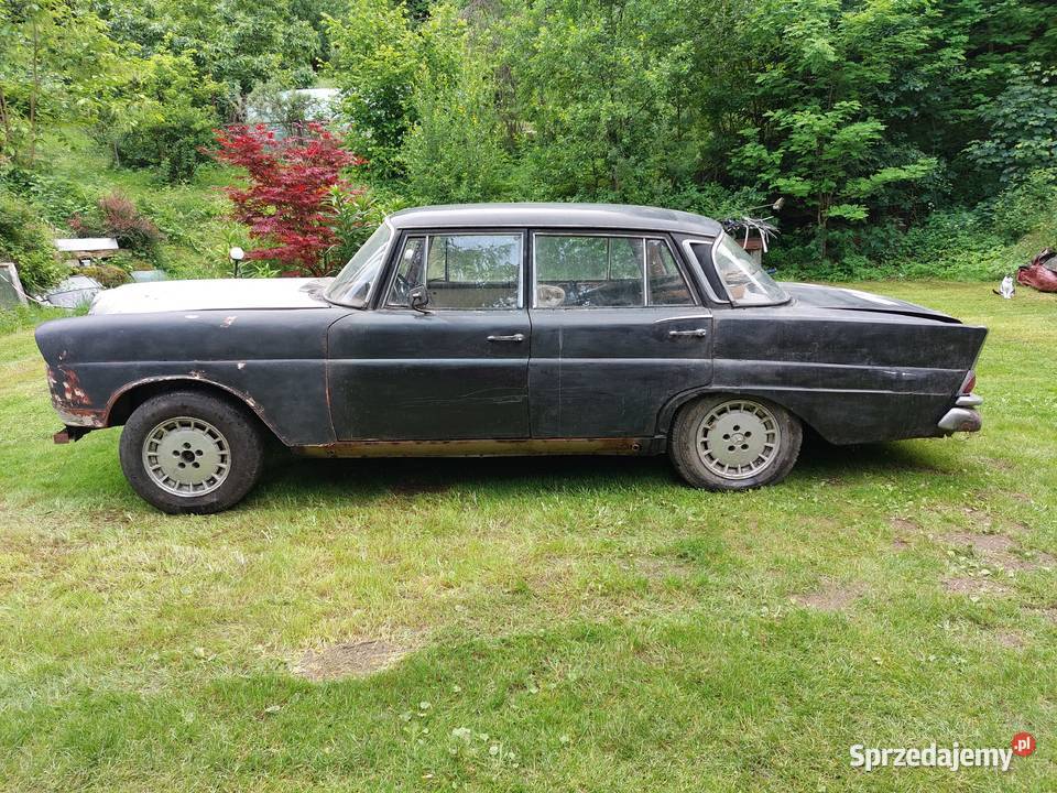 Mercedes w 111 1966 r dolnośląskie Sosnówka