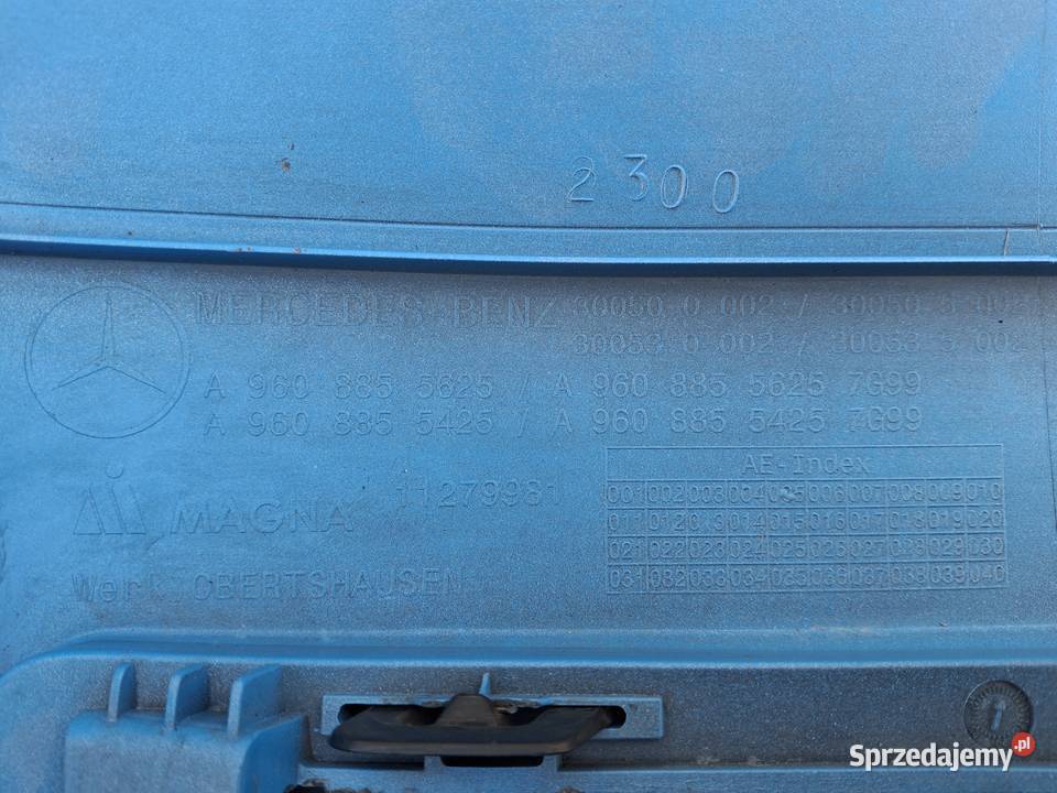 ACTROS MP4 NAROŻNIK ZDERZAKA PRAWY LISTWA POD Bieleń