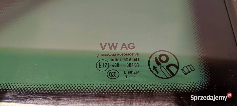 CUPRA FORMENTOR SZYBA KAROSERYJNA PRAWY TYŁ 2023