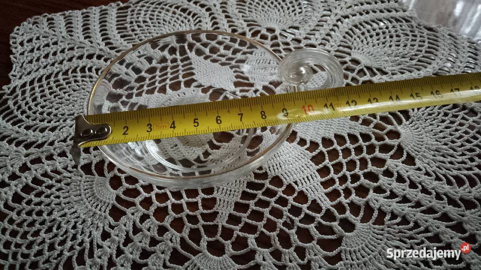 Antyczne naczynia miseczki