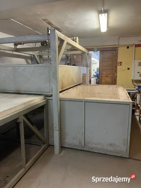 Duży piec do gięcia szkła fusing fusing Rabka-Zdrój