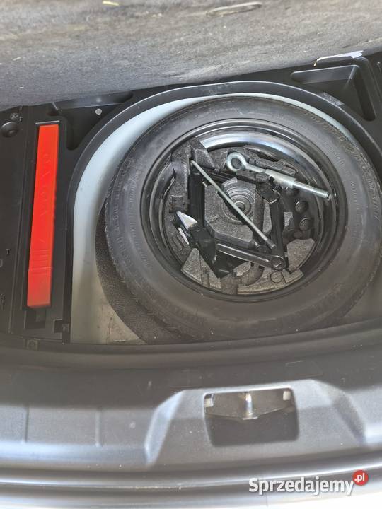 Sprzedam Volvo V 40 177km