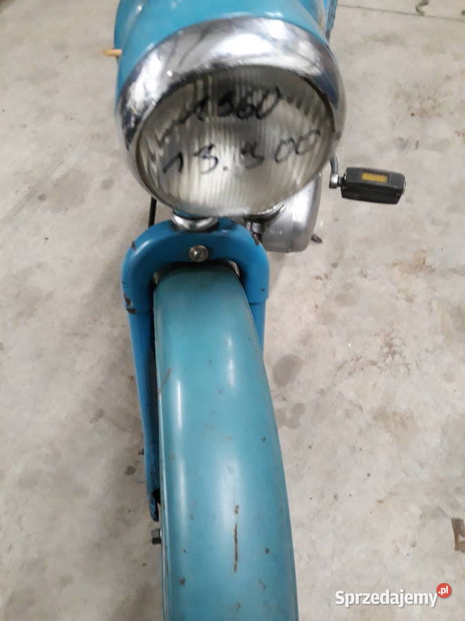 Komar 230 wyprodukowany 1960r