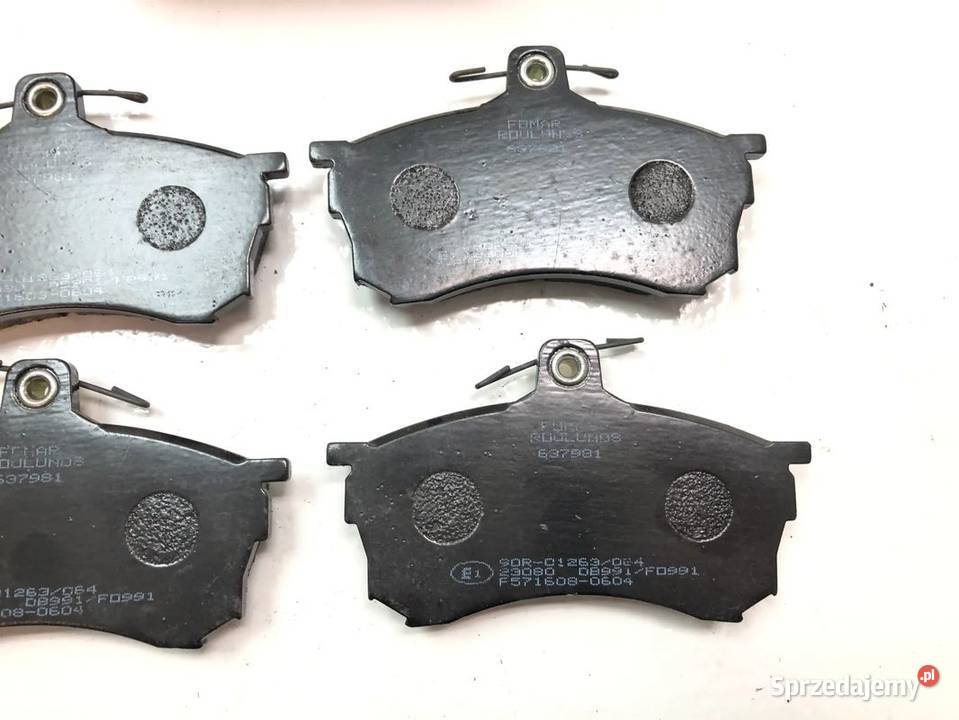 MITSUBISHI CARISMA DA 16 90 95 99 19 TD KLOCKI osobowe Skarżysko-Kamienna