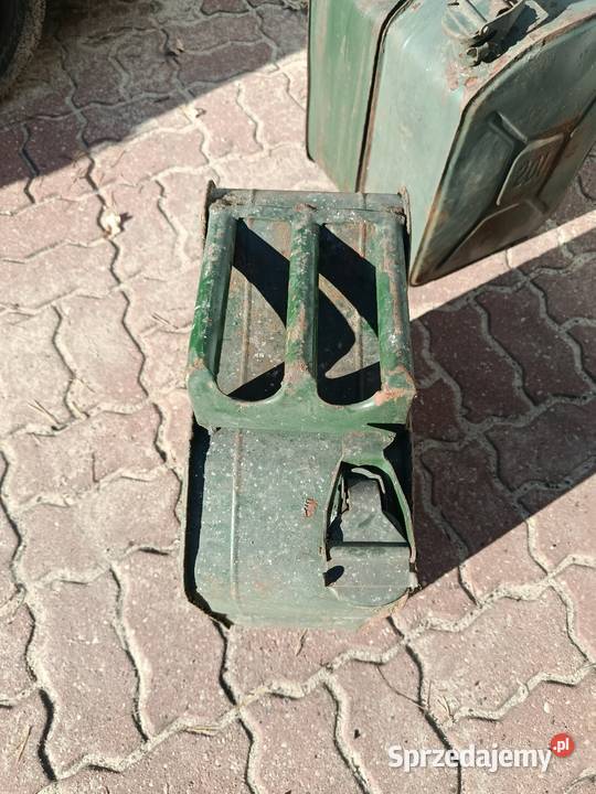 PRL kanistry 20 l 3 sztuki Kębliny
