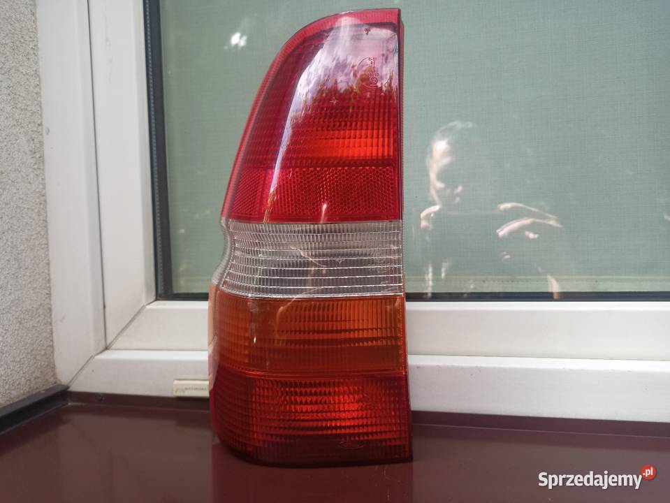 Ford Escort MK5 MK7 VII kombi lampa tył tylna osobowe