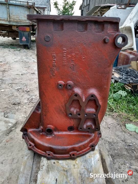 obudowa skrzyni c330m Ursus lubelskie Fajsławice sprzedam