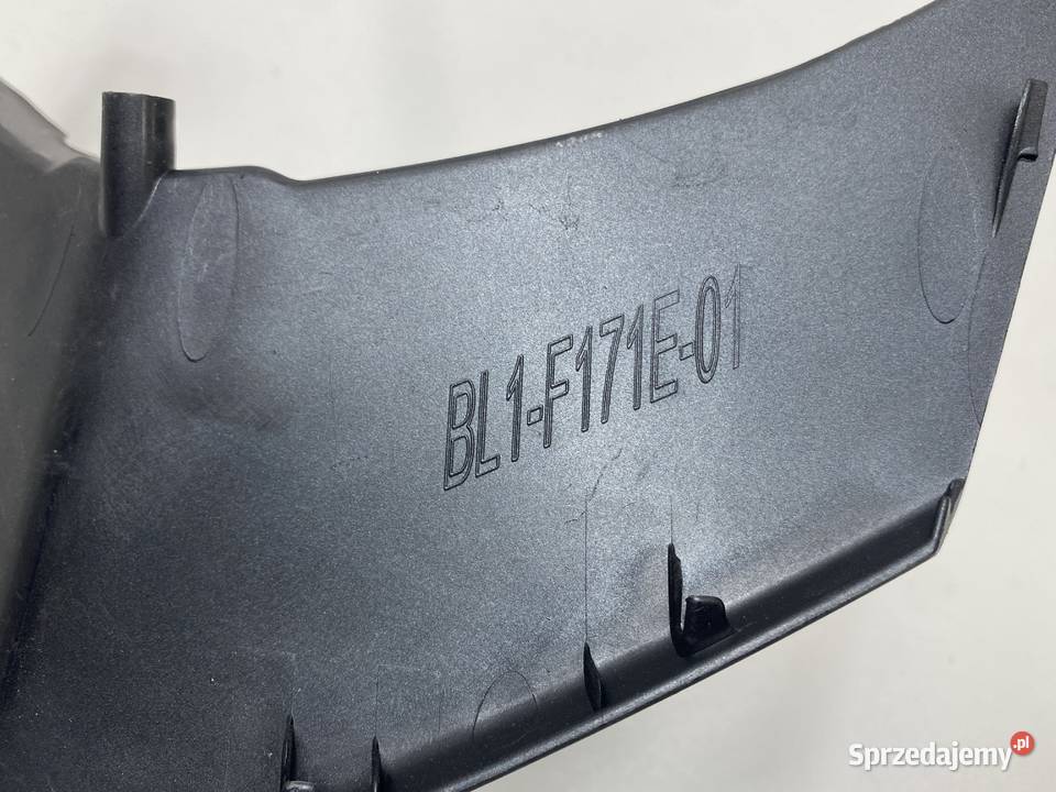 YAMAHA X XMAX 1823 OWIEWKA OSŁONA LAMPY TYŁ Siedlce sprzedam