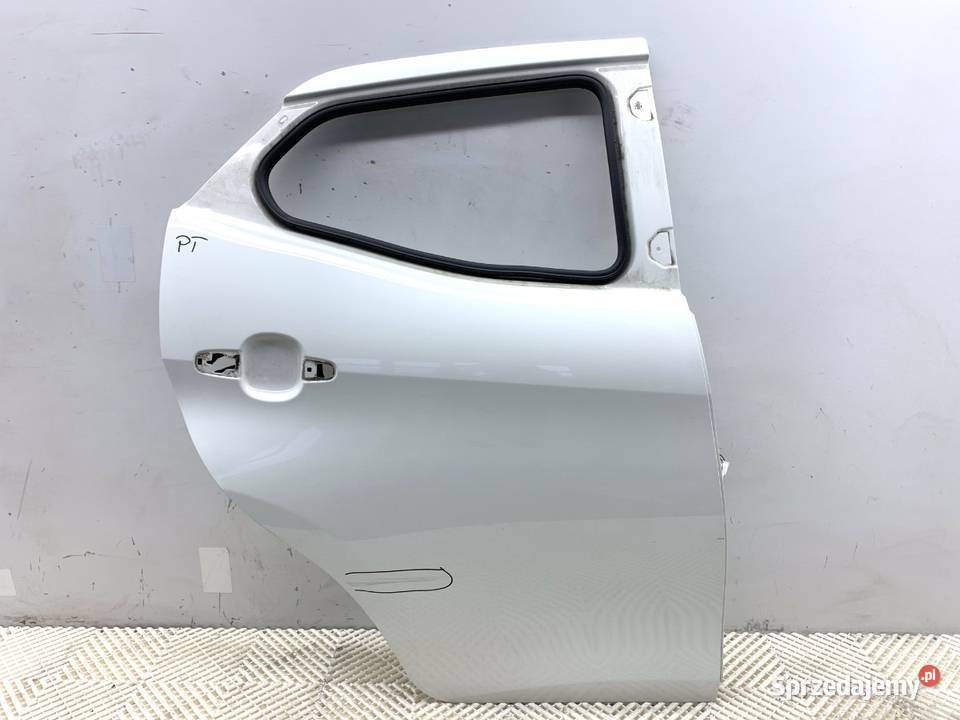 DRZWI PRAWY TYŁ TOYOTA AYGO II Hatchback Solid osobowe