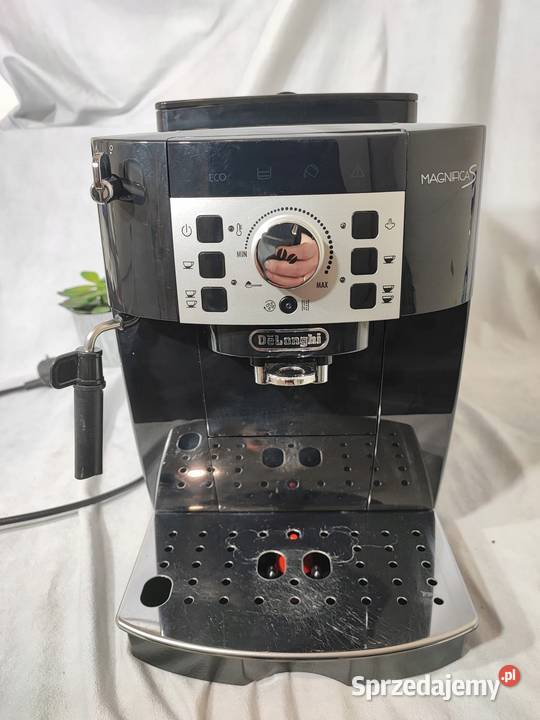 OUTLET Automatyczny ekspres ciśnieniowy DeLonghi AGD drobne śląskie Świerklaniec