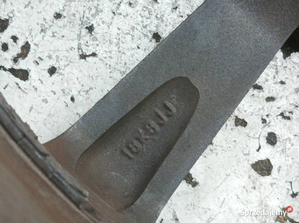 FELGA ALUMINIOWA R18 5X1143 ET35 OC80MM 18X8JJ