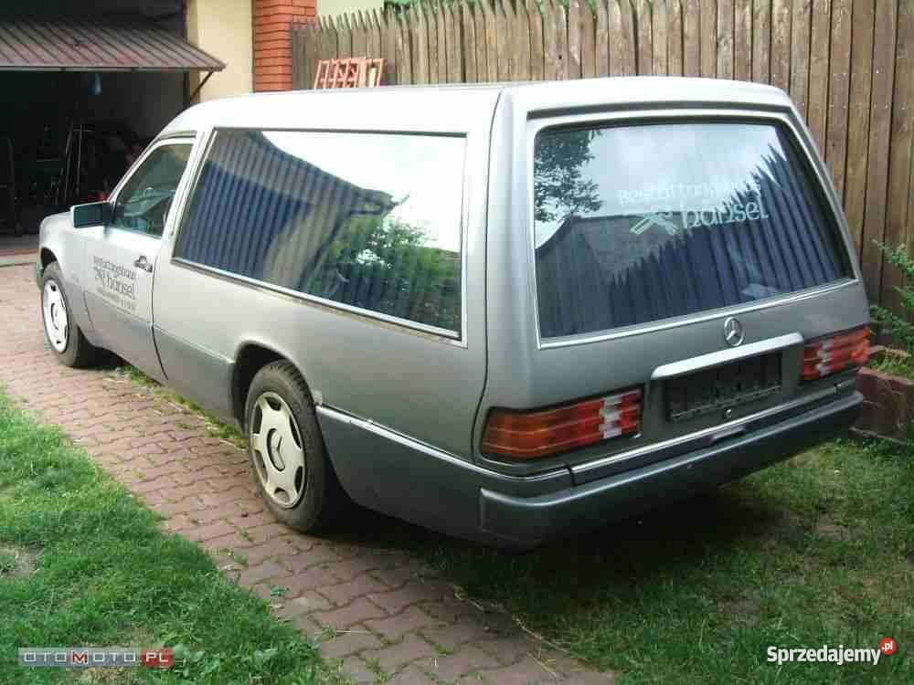 MercedesBenz E 250 karawan pogrzebowy 1995 manualna