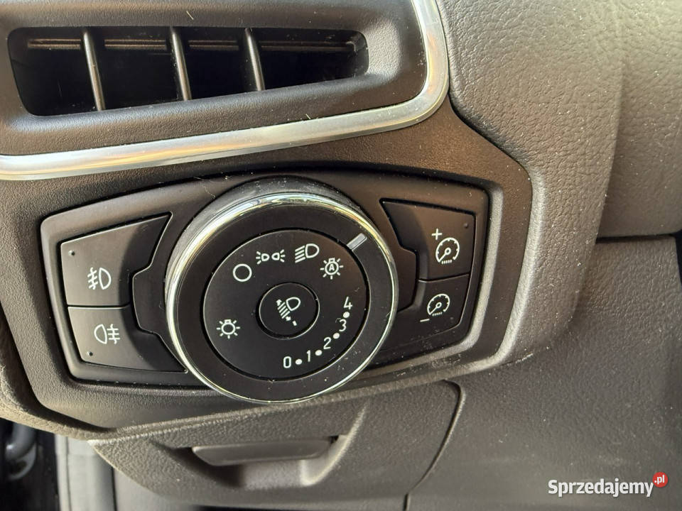 Ford Focus zadbany oryginalny przebieg 100 światła do jazdy dziennej Focus Poznań