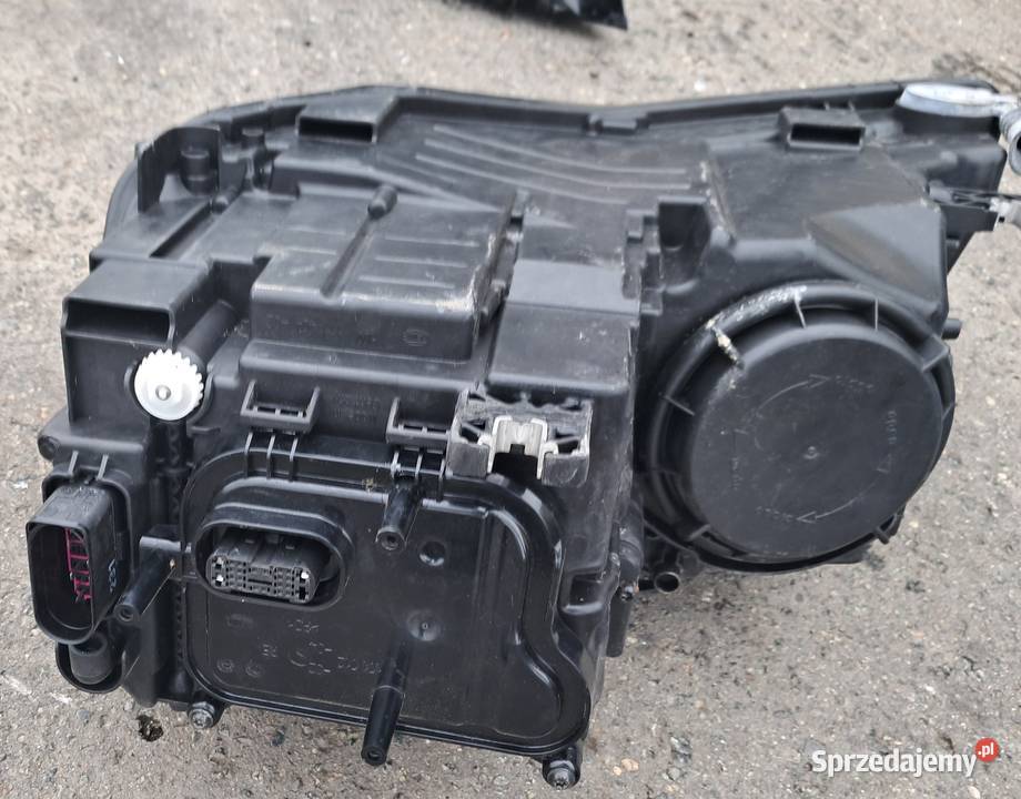 AUDI A8 D4 LAMPA 4H0941004AE