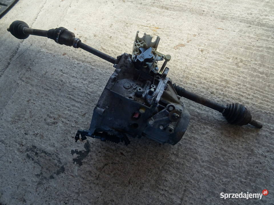 Peugeot 307 16 HDI półoś prawa lewa półosie Wieluń