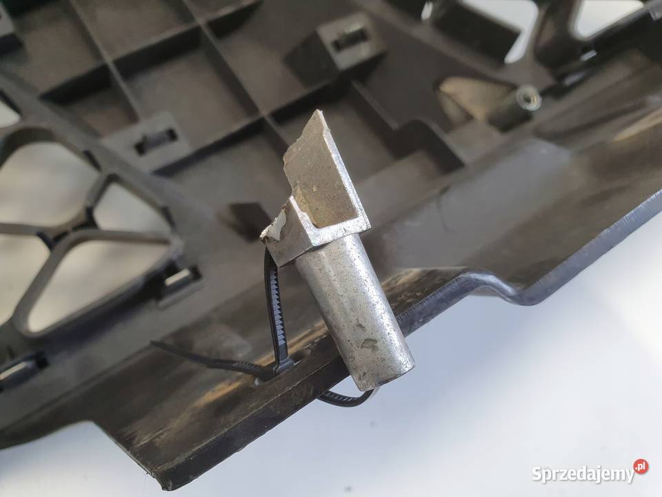 Nissan Navara III D40 Pathfinder III ATRAPA osobowe Rudka sprzedam