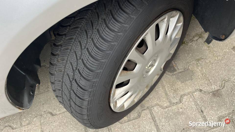 Opel Corsa D 12 80 LPG NOWE opony FALKEN i kupiony w polskim salonie Lublin