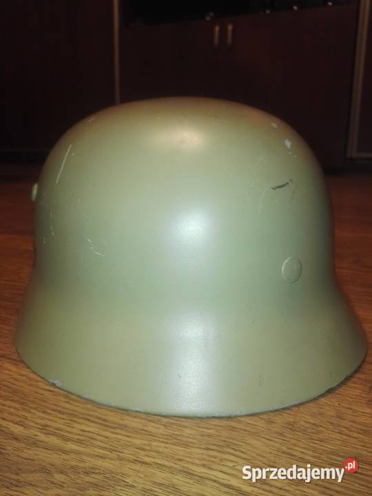 Stary Hełm ale w Pięknym Stanie NiemieckiDużo Podgrodzie