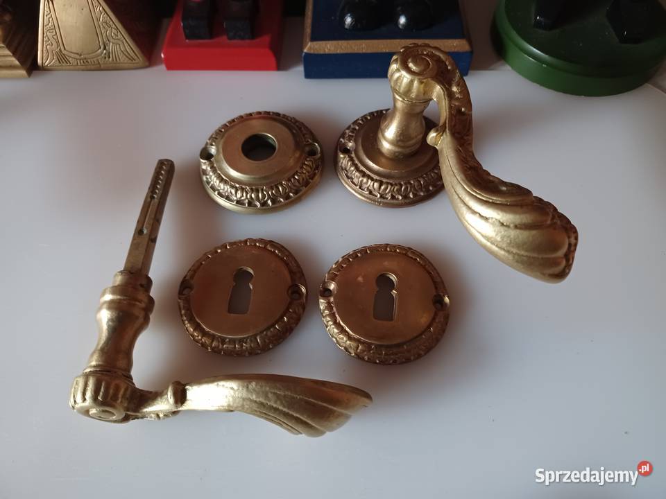 Mosiężny komplet klamek z rozetami