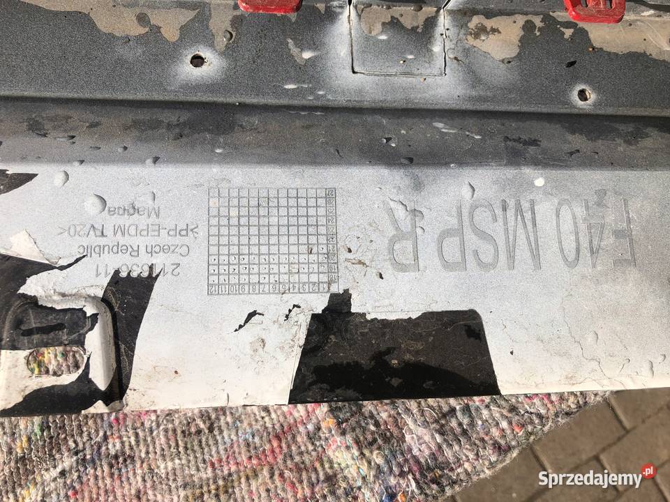 PRÓG LISTWA PROGOWA PRAWA 128ti F40 MPAKIET 19 Mirsk sprzedam