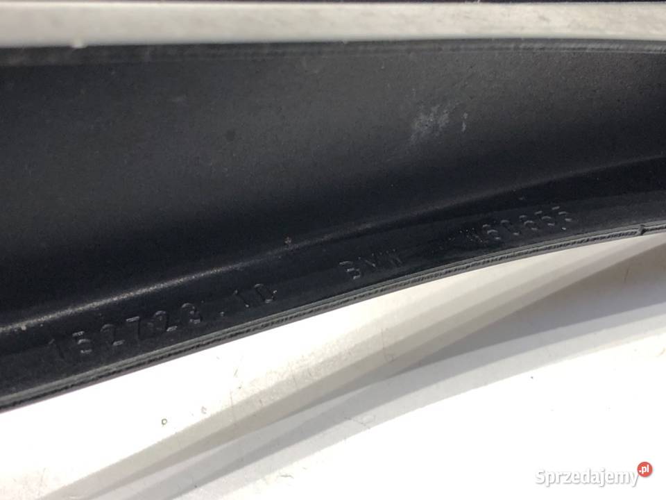 RAMIONA WYCIERACZEK PRZÓD KOMPLET BMW G30 podkarpackie