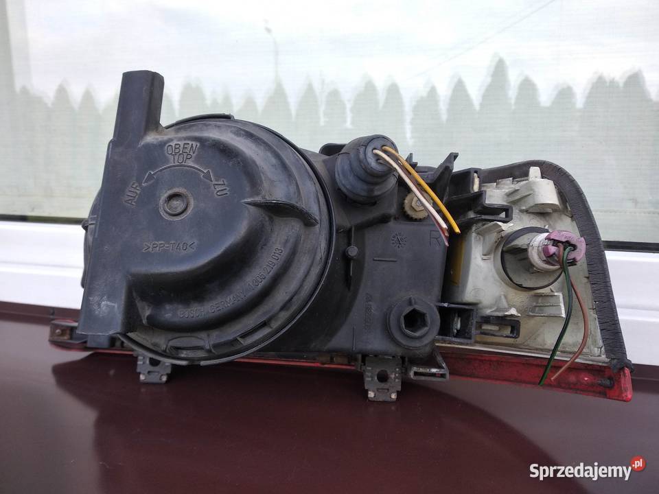 Audi 80 B4 lampa przednia prawa kierunkowskaz Sieradz sprzedam