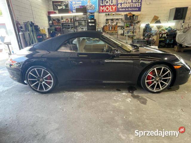 PORSCHE 911 CARRERA S 2013 z USA Warszawa